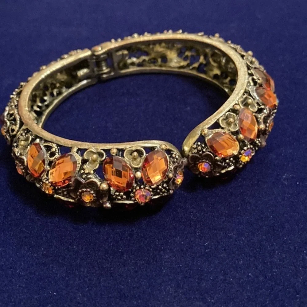 Ornate detailed antique gold amber faceted crystal hinged bangle bracelet